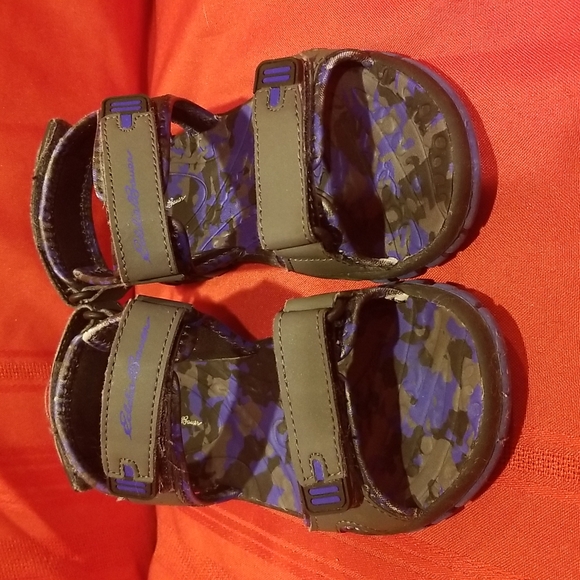 Eddie Bauer Sandals - Picture 2 of 4